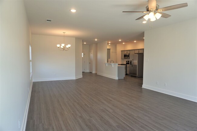 Foto del edificio - 4 Bedroom, 2 Bath Home in Valley View