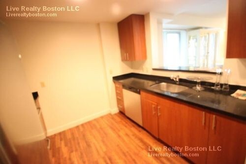Foto principal - 194 Brookline Ave