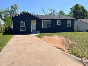 Building Photo - 3708 Woodside Dr