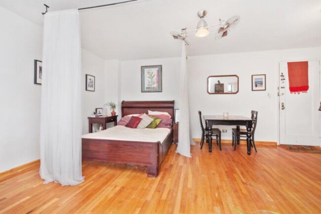 Foto del edificio - 488 Ocean Pkwy