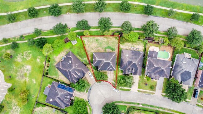 Building Photo - 3030 Southworth Ln