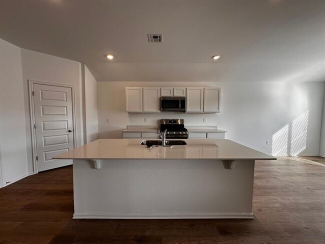 Foto del edificio - 16117 Lovers Ln