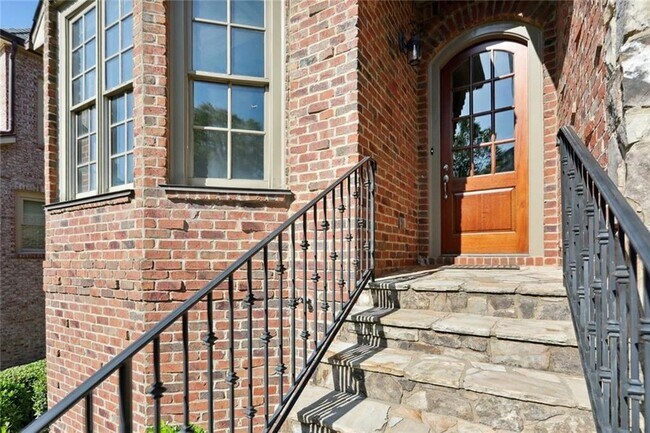 Foto del edificio - 1772 Buckhead Valley Ln NE