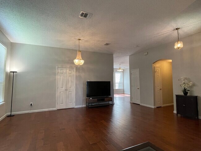 Foto del edificio - 3810 Fairfield Pl