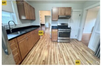 Building Photo - 88 Beechcroft St