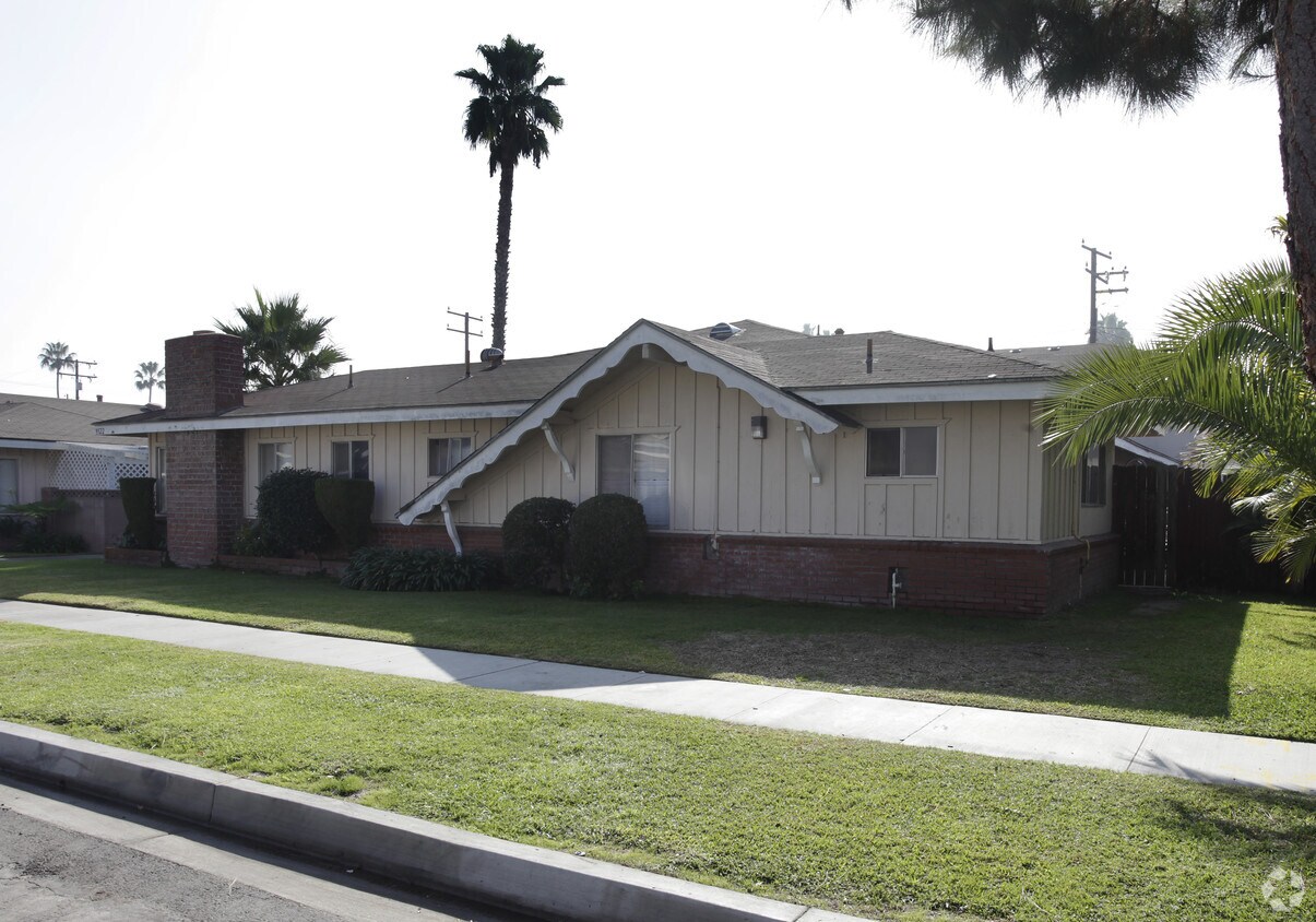 Building Photo - 3522 W Mungall Dr