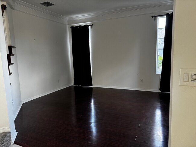 Building Photo - 10024 Chatham Oaks Ct
