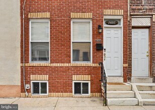 Building Photo - 1605 S Bancroft St