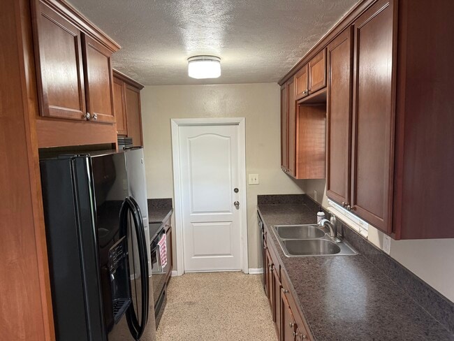 Building Photo - 1008 Malone Dr