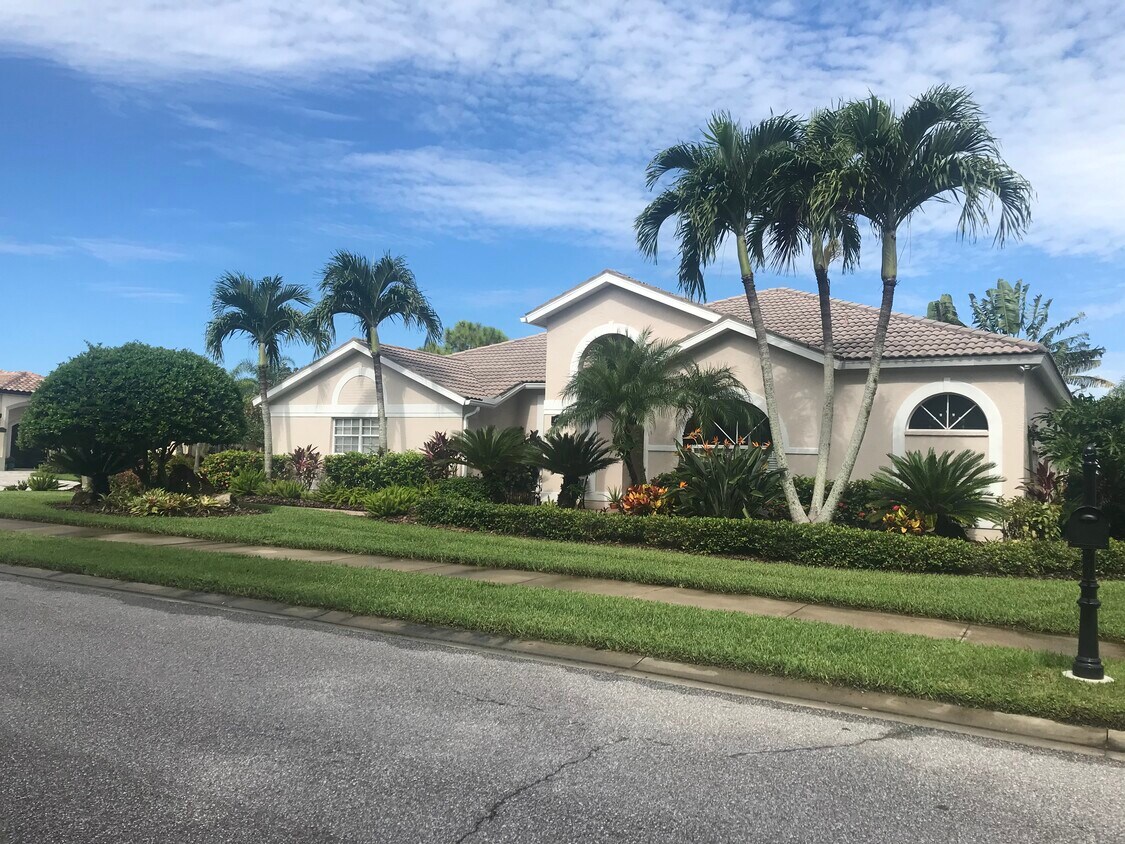 Foto principal - 4593 Sweetmeadow Cir