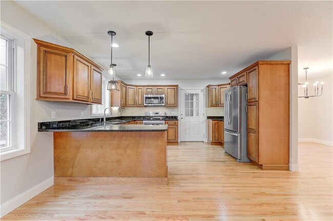 Foto del edificio - 110 Coldbrook Rd