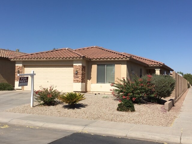 Primary Photo - 43750 W Bedford Dr