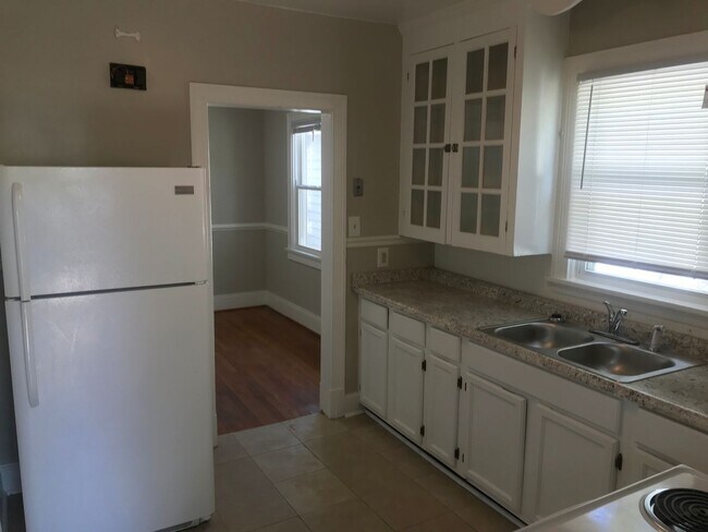 Foto del edificio - Great 2BR Bungalow in Brookland Park!