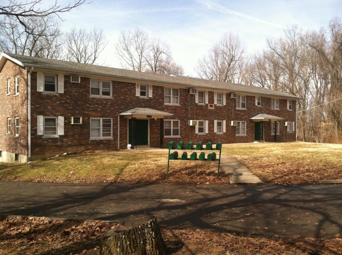 Foto principal - 102 Navaho Ct