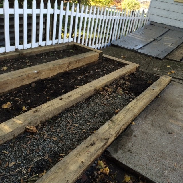 Garden - 144 Alexander Ave