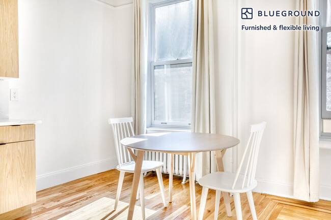 Foto del edificio - 308 Hicks St