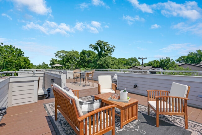 rooftop - 1078A 2nd Ave S