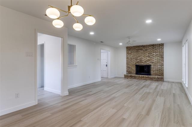 Building Photo - 10692 Pagewood Dr