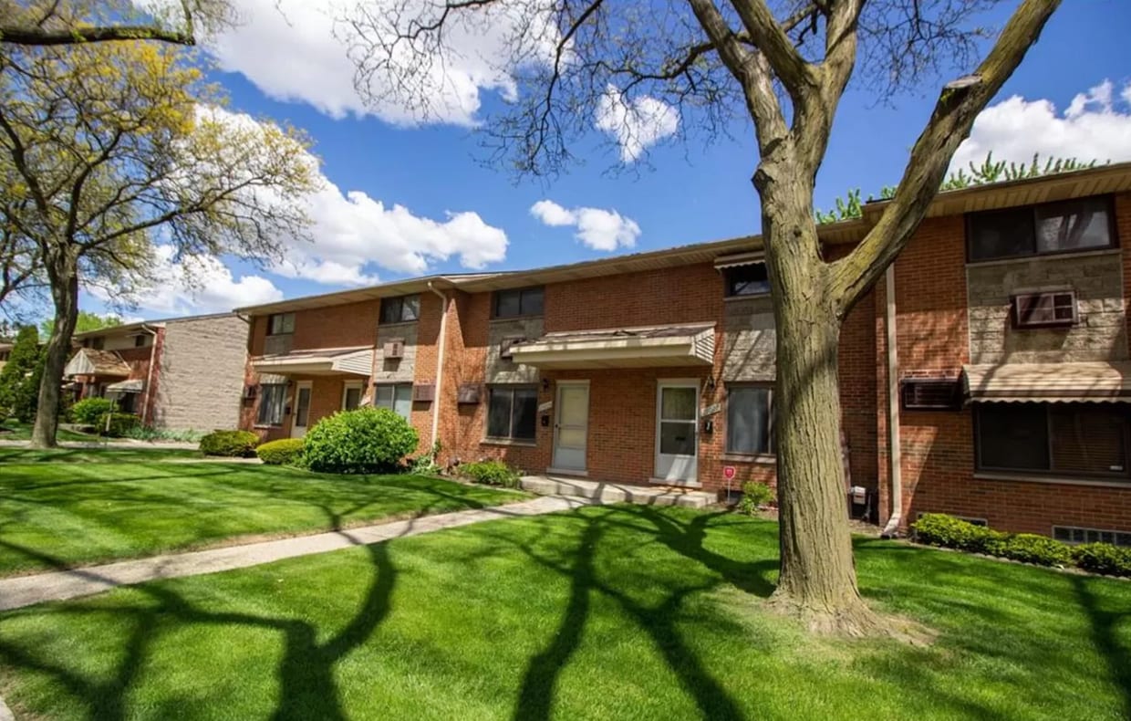 Primary Photo - 29024 Tessmer Ct