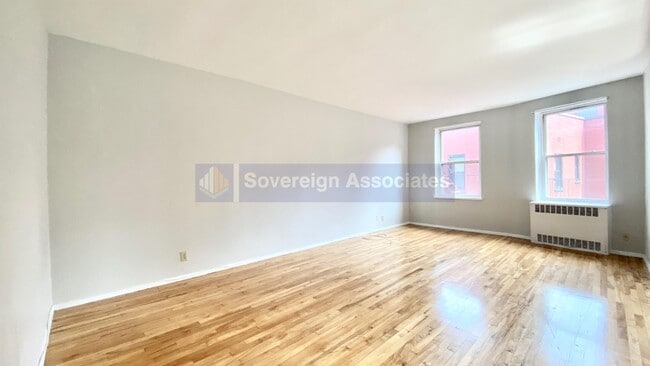 Building Photo - 500 Kappock Street