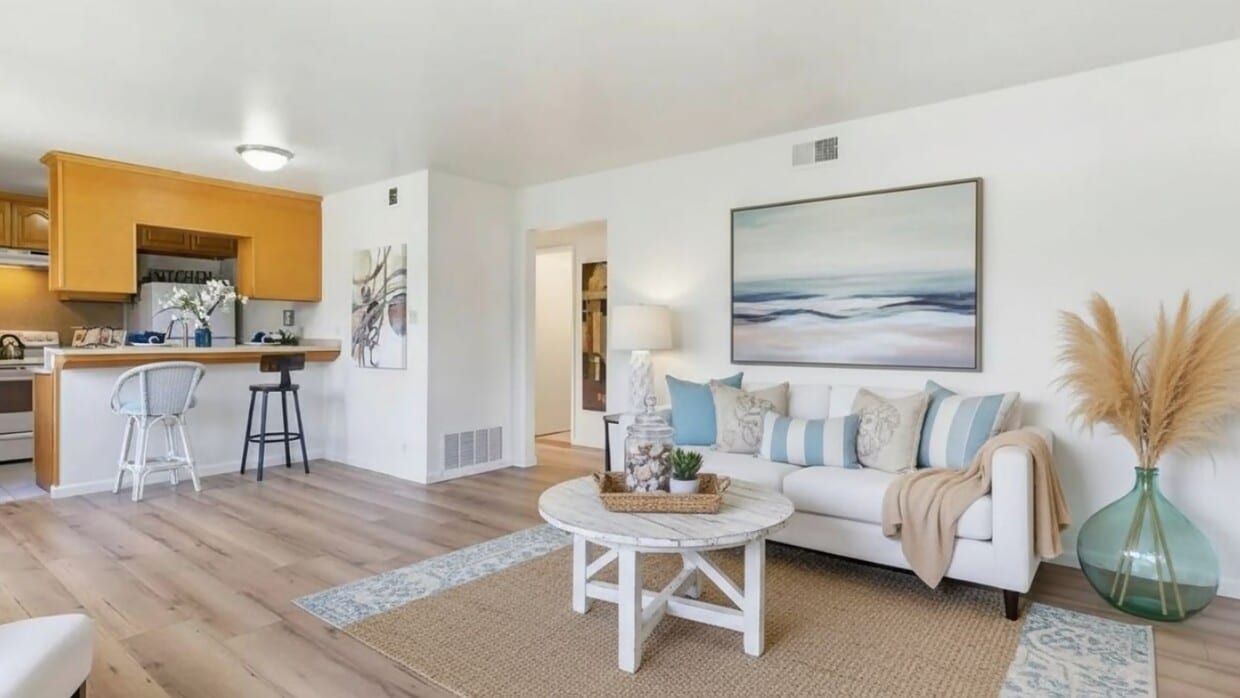 Foto principal - 1694 Torrance St