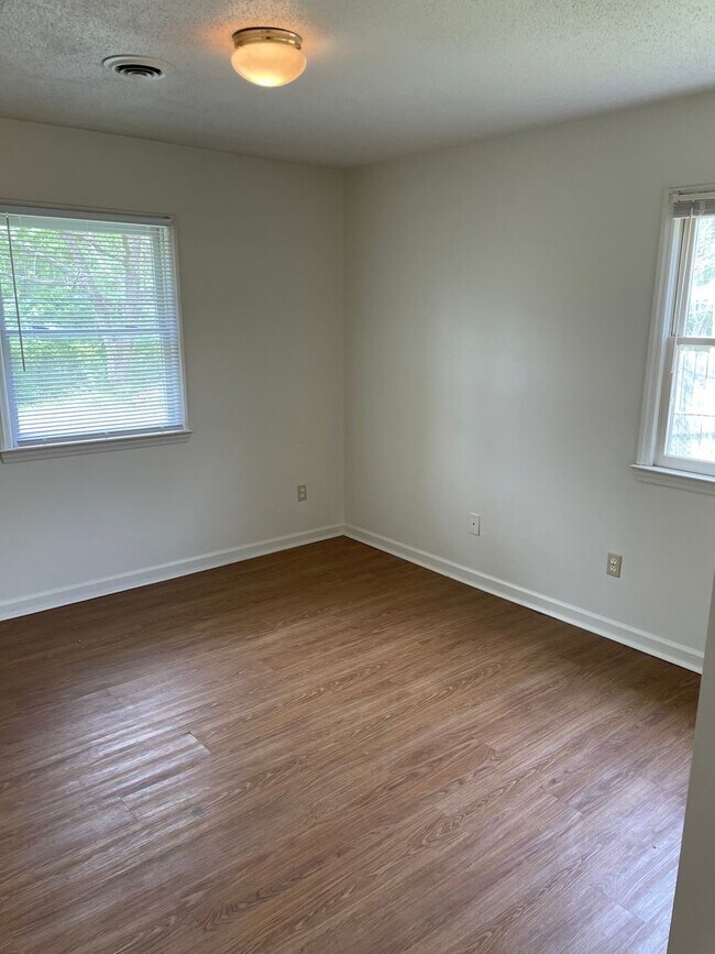 Foto del edificio - Burlington