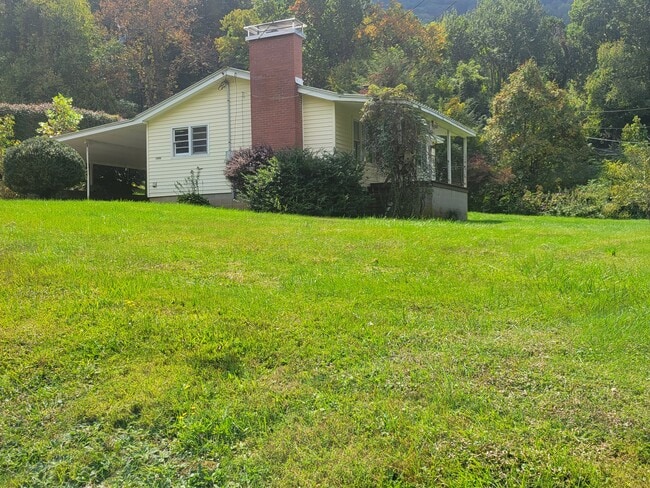 Building Photo - 1446 Camp Branch Rd