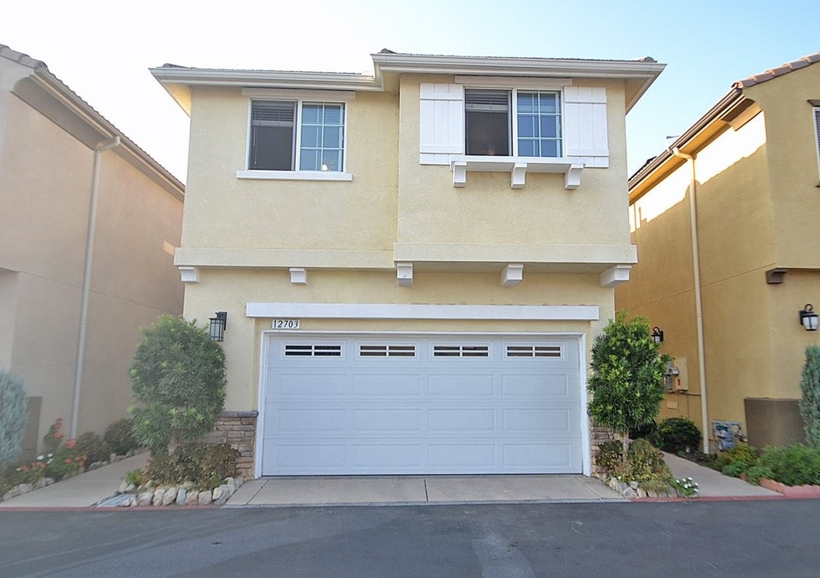 12703 Kirkham St, Pacoima, CA 91331 House Rental in Pacoima, CA