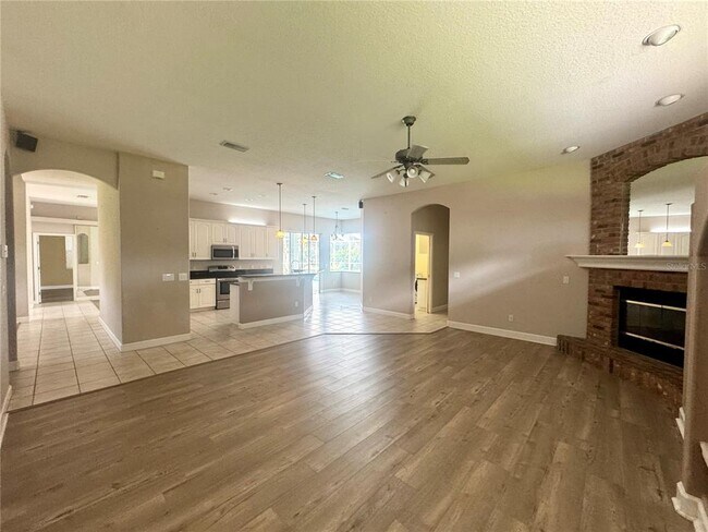 Foto del edificio - 401 Havenwood Way