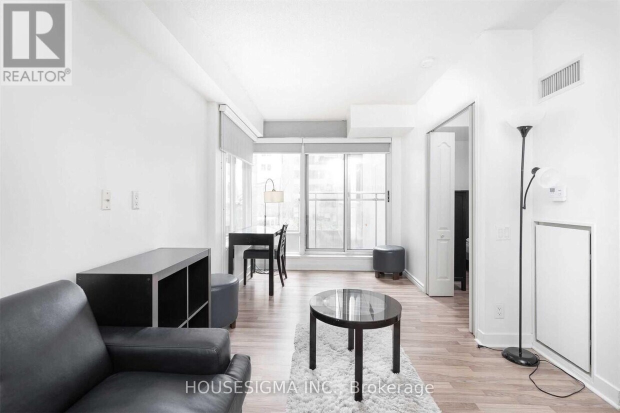 Photo principale - 8-708 Colborne St