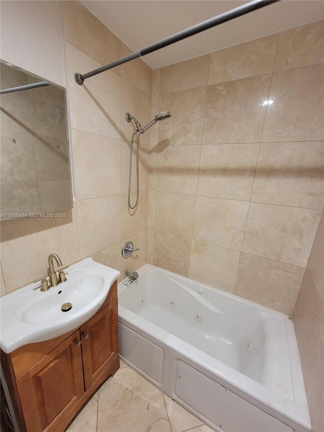 Foto del edificio - 1428 NW 6th Ave