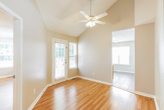 Foto del edificio - 3128 Barksdale Harbor Dr
