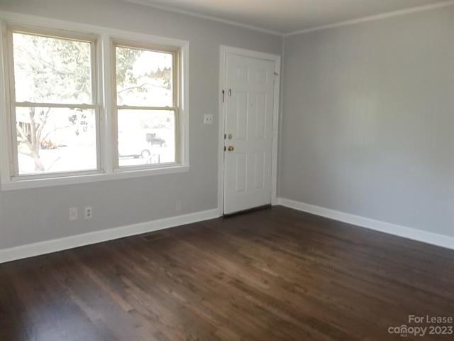 Foto del edificio - 4038 Winfield Dr