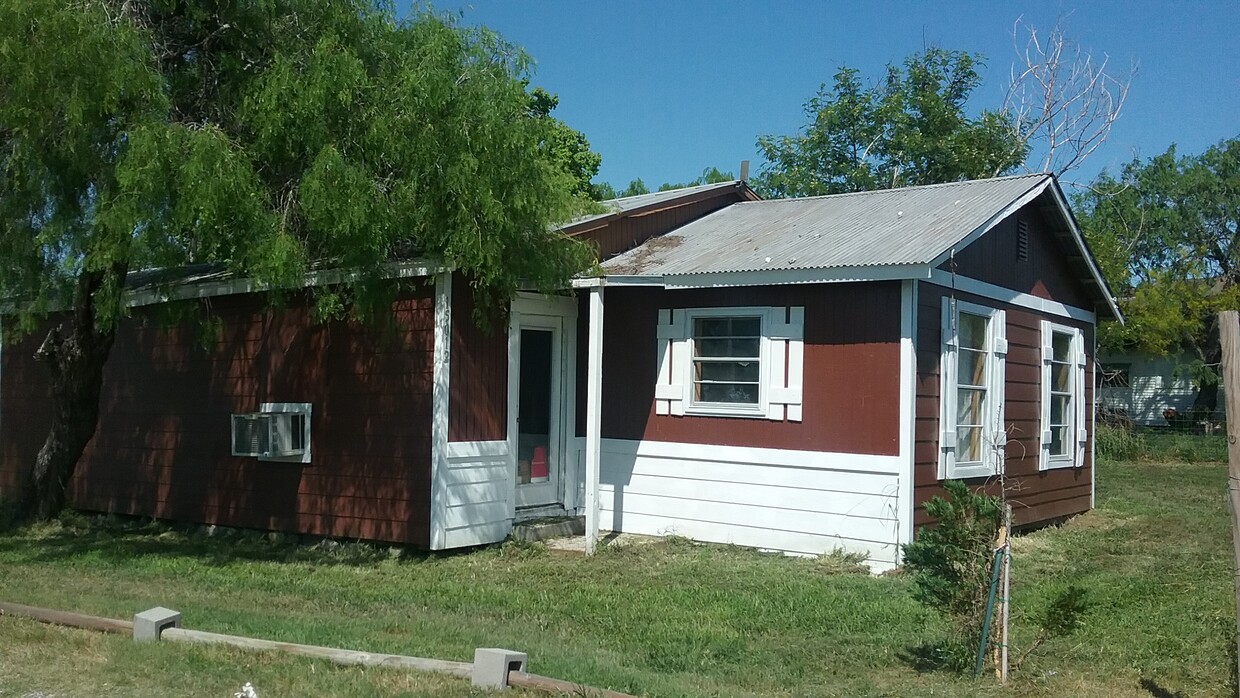 Cocina del frente de la casa - 15012 County Road 1876