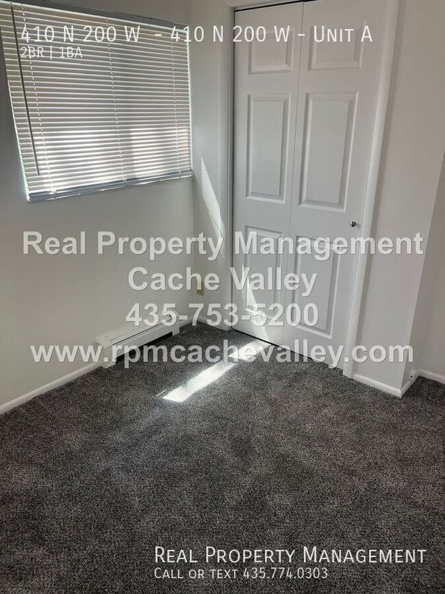 Building Photo - 410 N 200 W