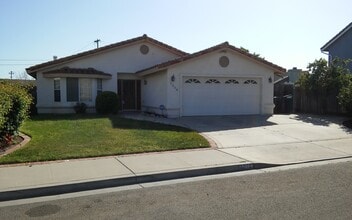 Building Photo - 1310 Seaward Dr
