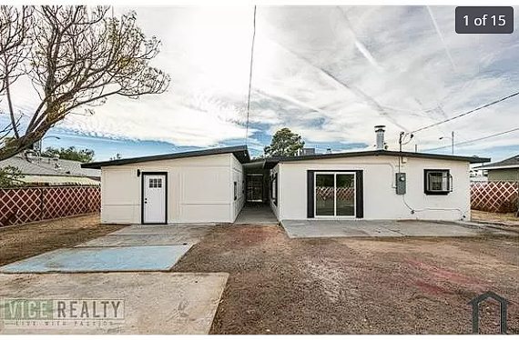 Building Photo - 1104 King Richard Ave