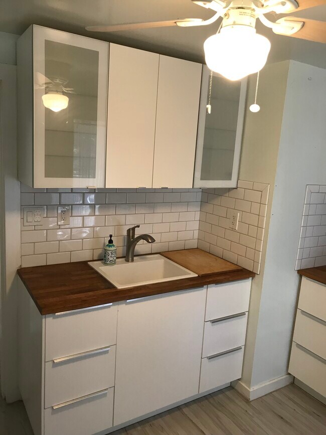 kitchen, new sink,counters - 1221 Tuolumne St