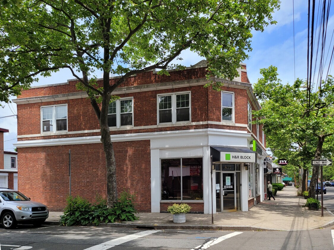 Primary Photo - 826 State St