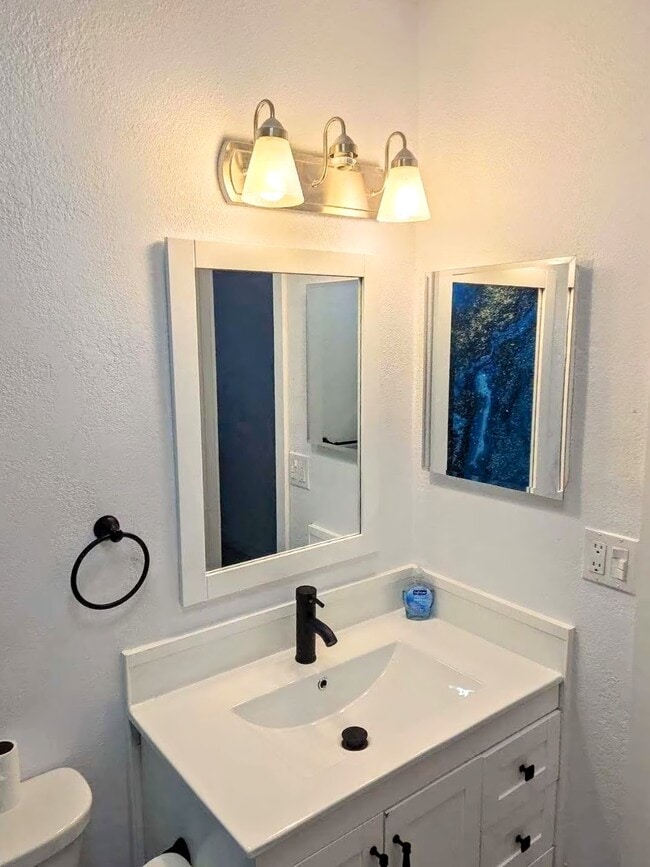 Foto del edificio - 28 Alcira Ct