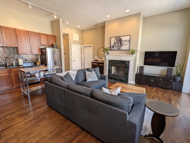 Photo - 1803 W Thomas St Apartment