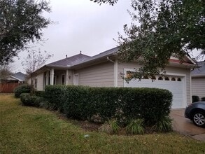 Building Photo - 5722 Sonoma Ridge