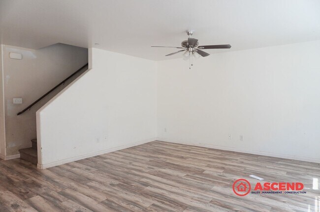 Foto del edificio - 6907 Englefield Dr