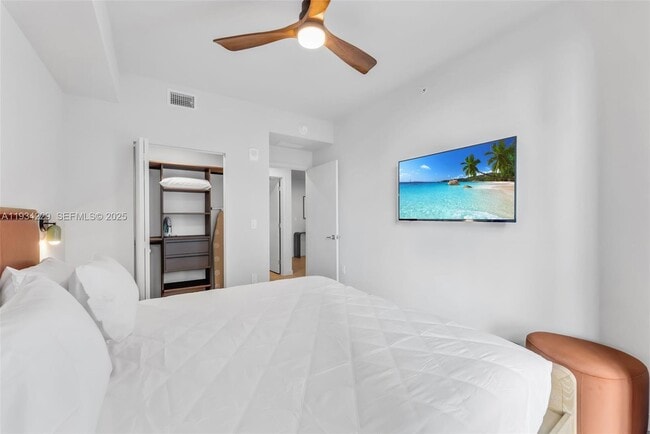 Foto del edificio - 11 NE 6th St