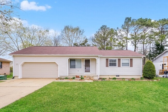 Building Photo - 2218 Cecille Dr SW
