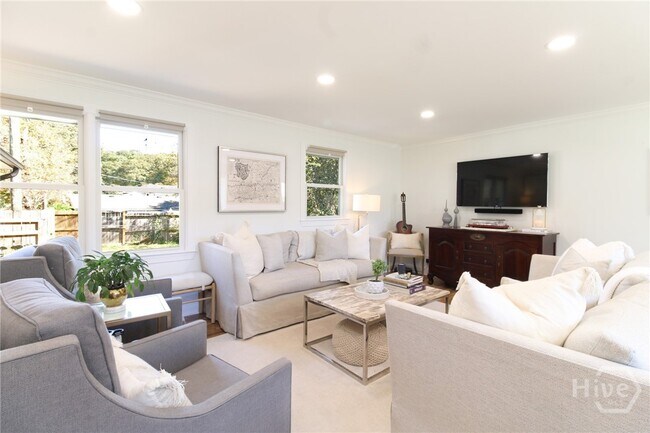 Foto del edificio - 1092 West Lake Dr