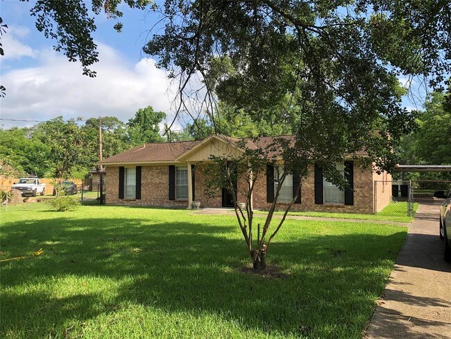 Building Photo - 3225 Bostic St