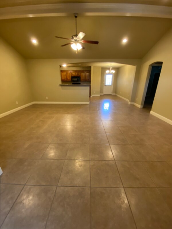 Foto del edificio - 4802 Harvard St