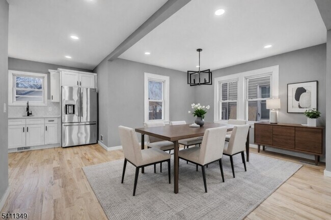 Foto del edificio - 2106 Whittier St