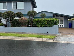 Building Photo - 427 Paumakua Pl